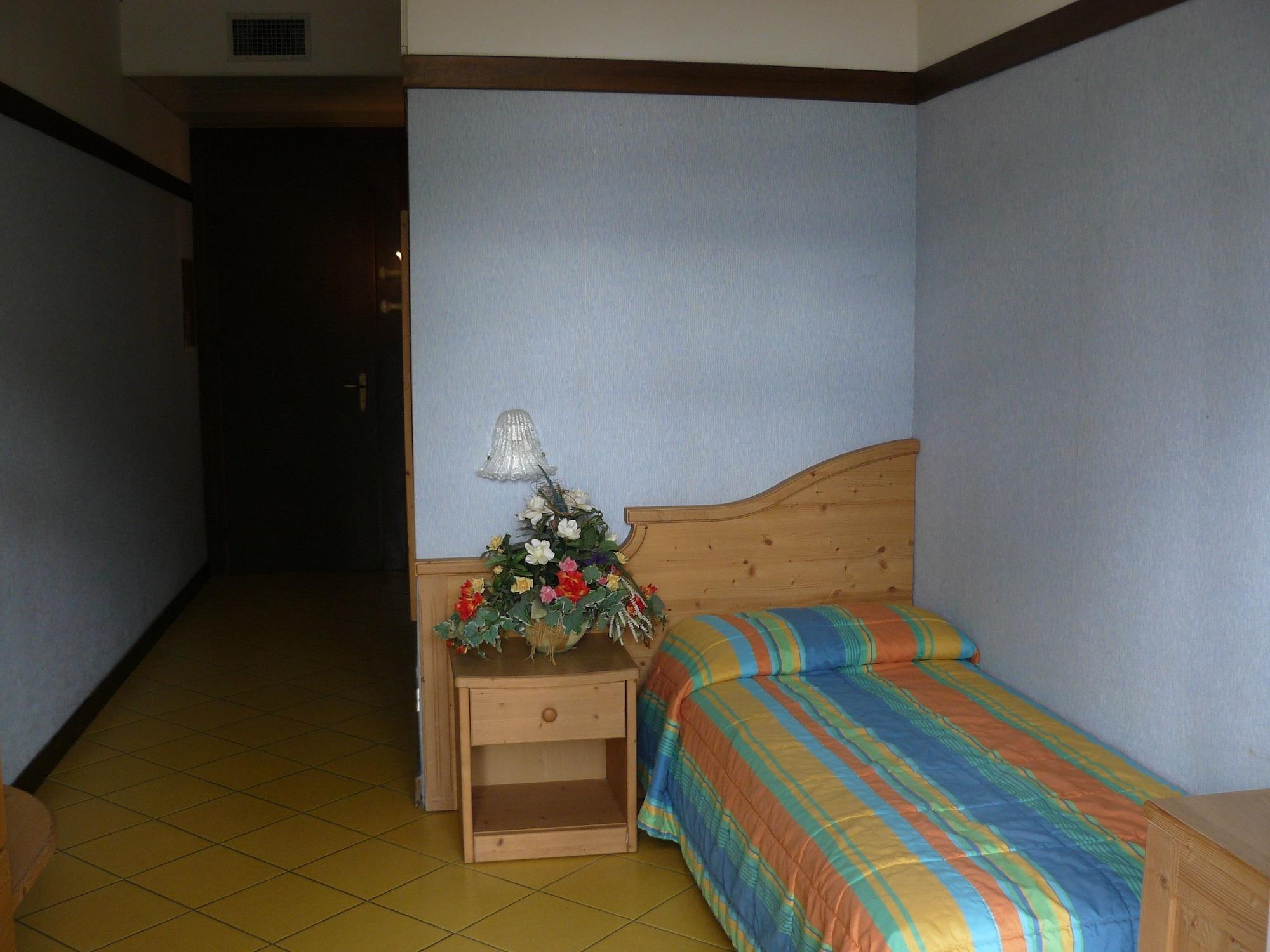 Marco Polo Hotel